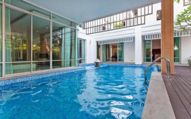 Jomtien Wareee 9 - 6 Bedrooms