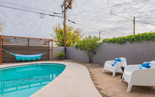Spacious 4BR Home Pool by WanderJaunt