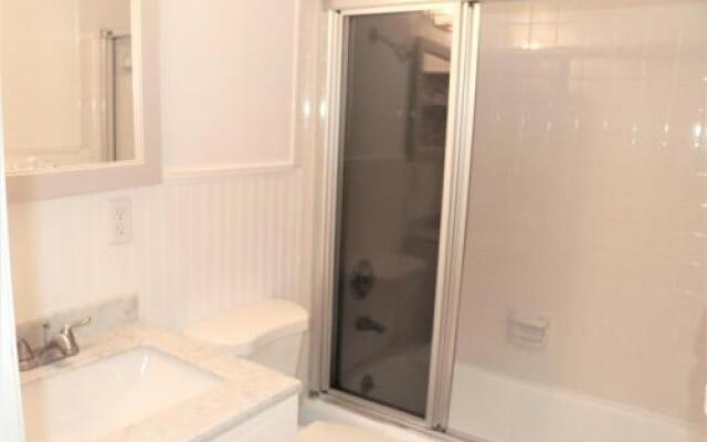 Jamaica Royale T32 - 2 Br Condo