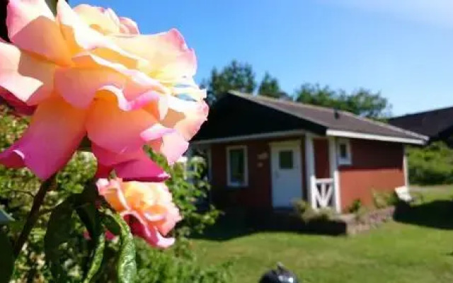 Hälluddens Stugby och Vandrarhem