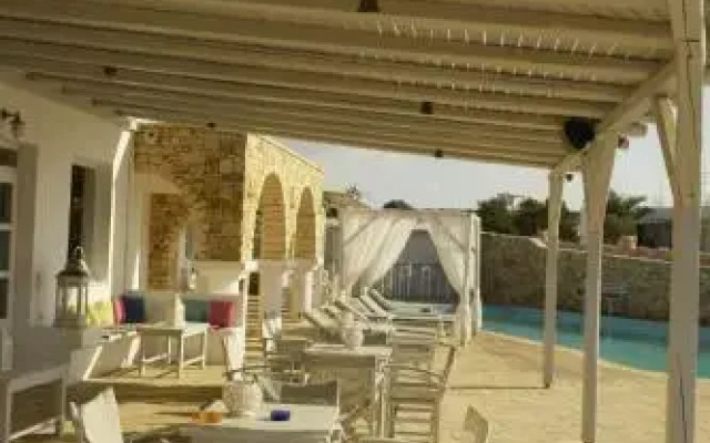 Paradise Resort Hotel