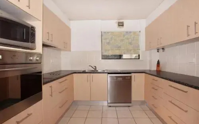 Warroo Apartments