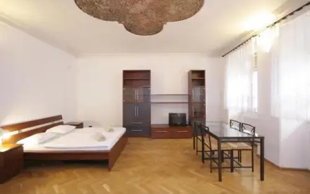 Tomasska Apartments