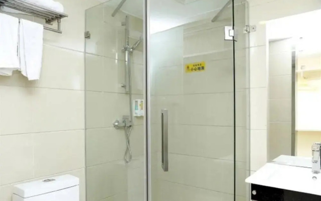 No.8 Hotel Chain