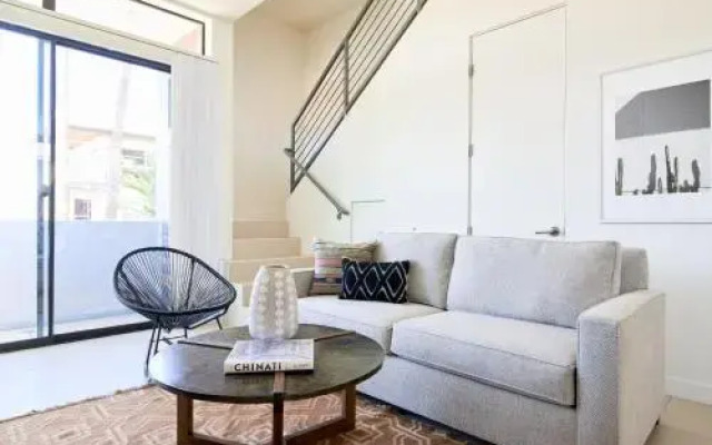 Spacious Old Town Scottsdale Suites by Sonder