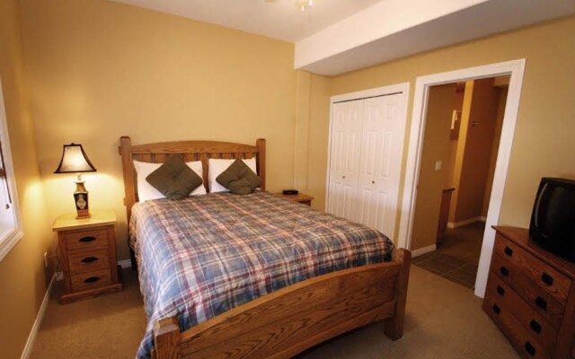 Chicamon Springs Lodge