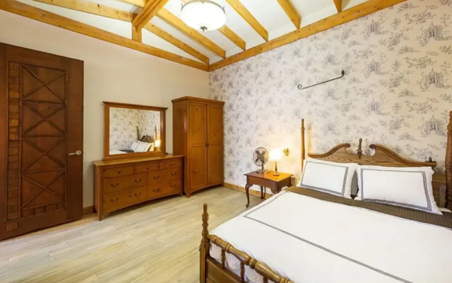 Yangyang Santa Hill Pension