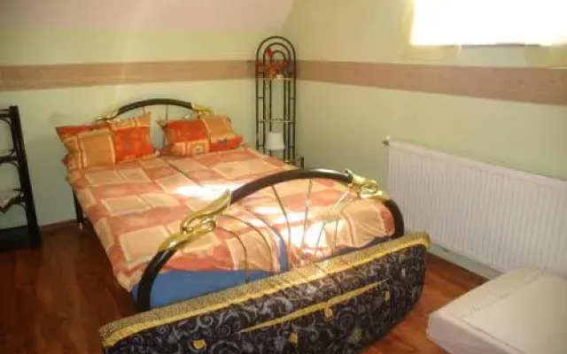Za Murem. Hotelik. Bertman J.U.