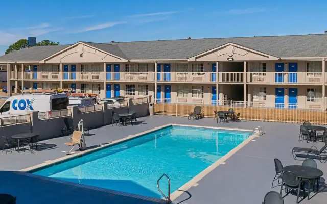 OYO Hotel Baton Rouge East I-12