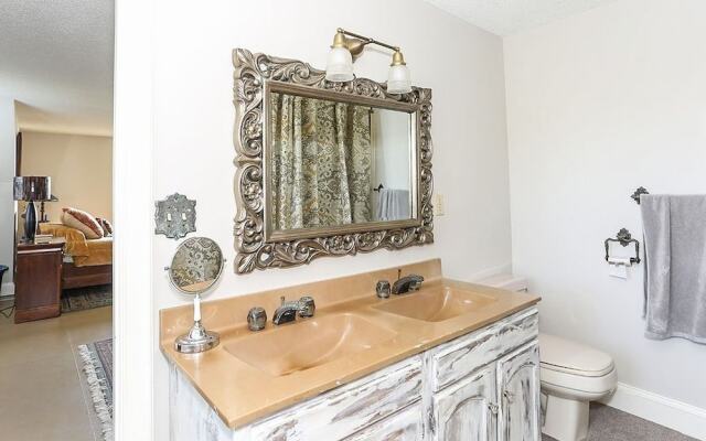 803 Commercial St Home