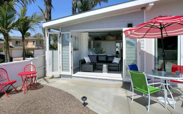 Chic Rental 1 Block from Beach by RedAwning