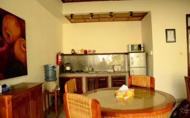 Villa Kembali