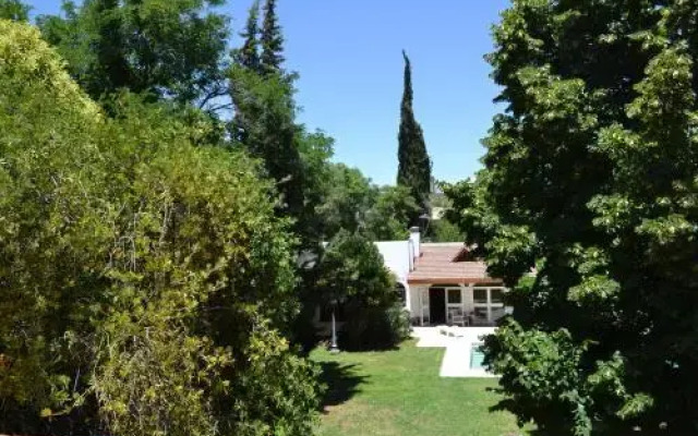 Tanino Guest House