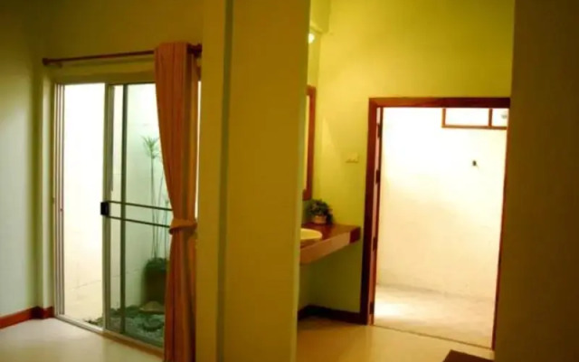 Tharawadee Resort