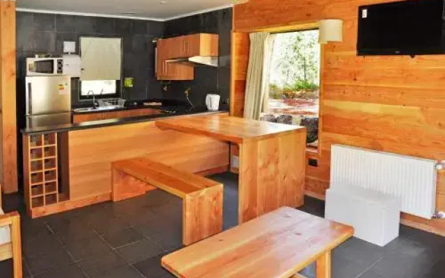 Cabanas y Lodge Los Hualles