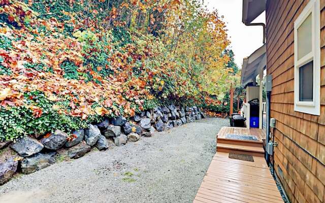 3336 S Shoreline Drive Home