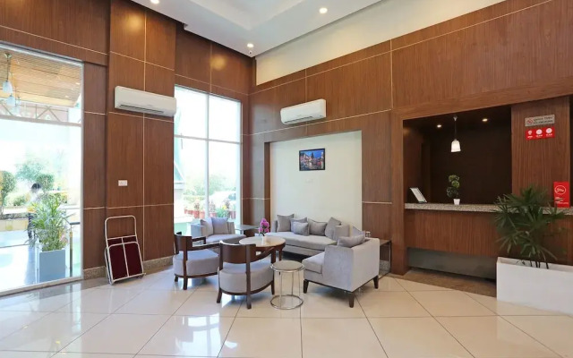 Capital O 13727 Hotel Aarogyam Suites