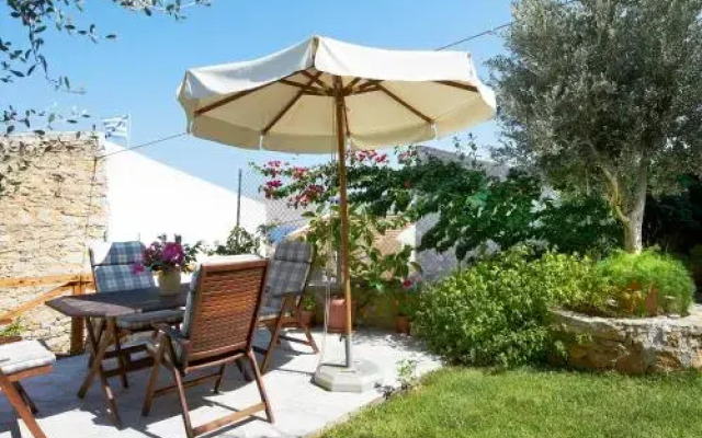 Fotinis Cottage