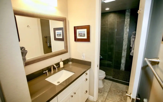 California Dreamin - 1 Br Condo