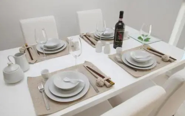 Villa Iris Apartments