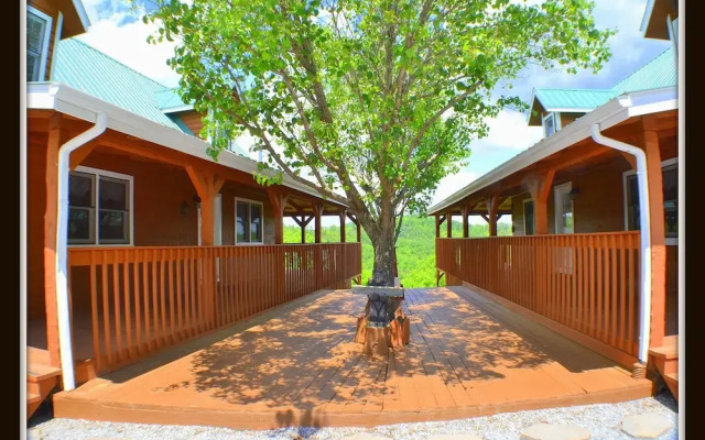 Olde Tyme Way Cabins 3526