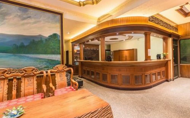 Sunrise Hotel