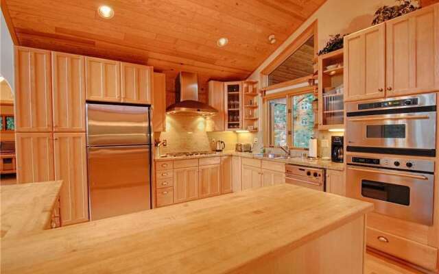 The Wildwood Estate - 3 Br Home