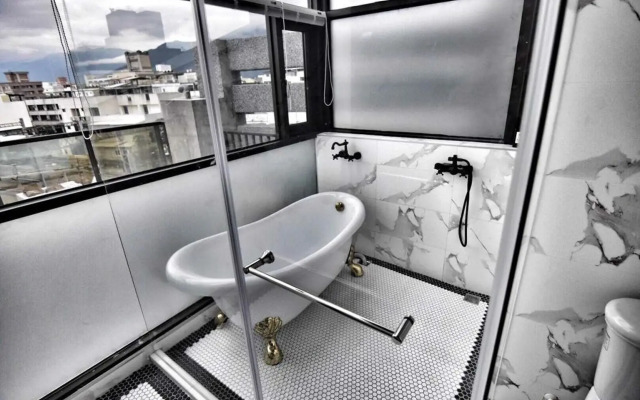 Railway Hualien Hostel