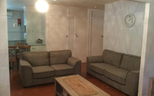 Pet Friendly home walking distance to Surf Beach - North St, Woorim – Lobby – Woorim