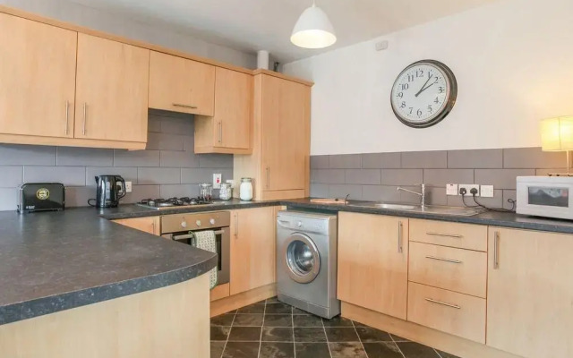 Belfast Budget Maldon Court 20