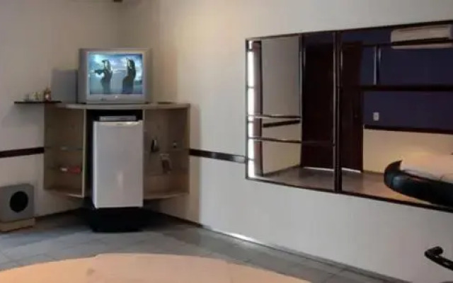 Dreams Motel (Только для взрослых)