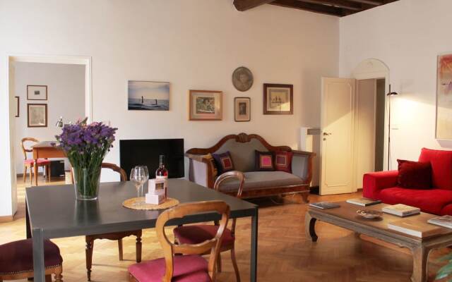 Via Giulia Art & Charm Home