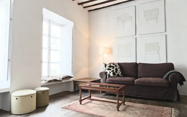 Charming 17th Century House