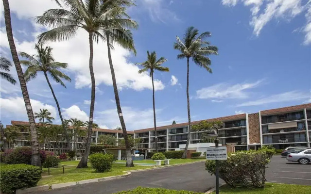 Maui Parkshore 202 - 2 Br Condo