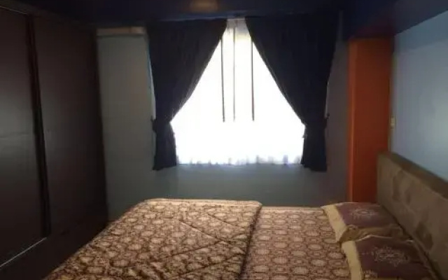 Katalina Residence