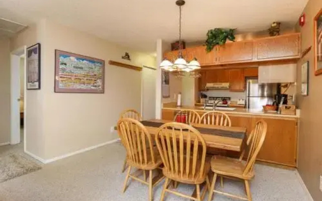 1001 Grandview C14 Condo