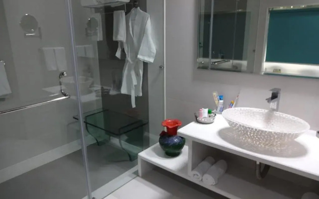 Hotel Shreemaya Residency