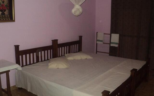 Triangle Holiday Inn