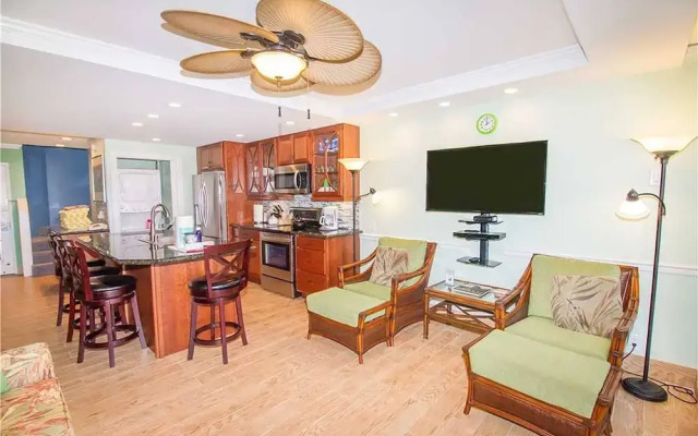 Kahana Sunset D6 - Two Bedroom Condo