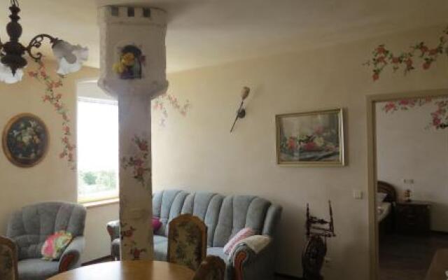 Märchenpension Rotkäppchen und der Wolf