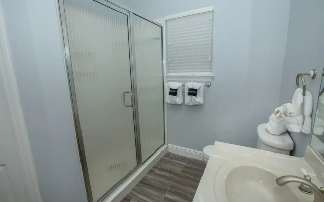 Joe's Dream 3 Bedroom Home by RedAwning
