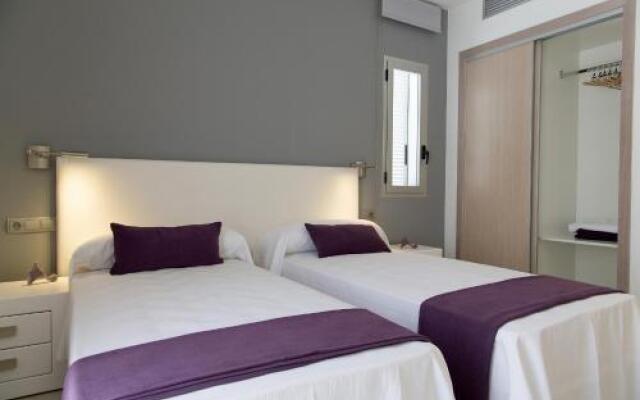 Apartaments Proa Es Pujols - Adults Only