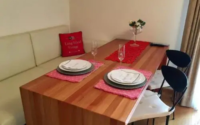 Ciklamen Room
