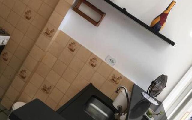 Etours - Novo Quarto Sala em Copacabana