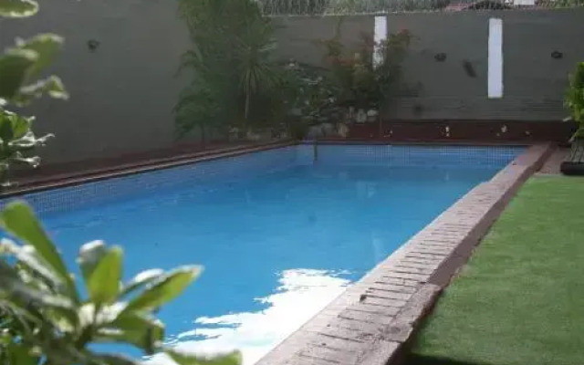 Hotel Palmas Del Lago