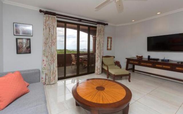 Luxury 3BR Condo with nice Oceanviews - Boug 1204