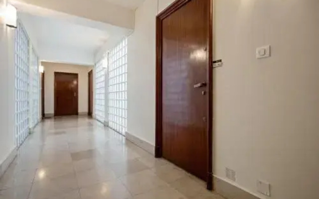 Le Colony