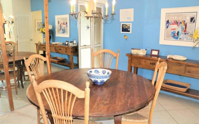 Jamaica Royale T31 - 2 Br Condo