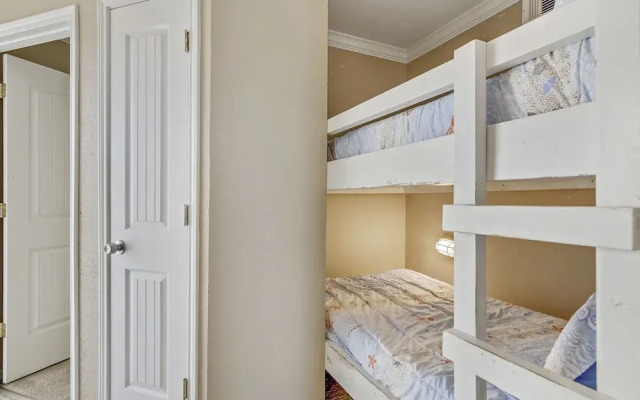 Seascape 2119 1 Bedroom Condo by RedAwning