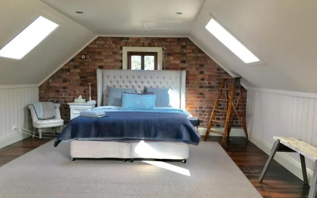 Robin Hoods Well Farm Stay